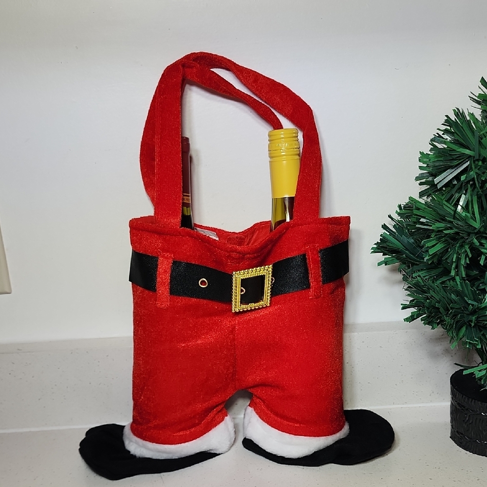 Wine Bottle Holder. Festive Red Santa Pants With Handle. New With Tags